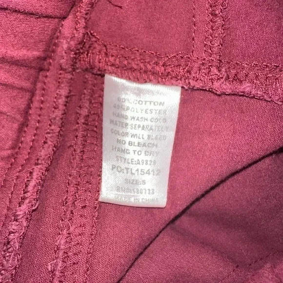 Umgee maroon distressed elastic waist jeggings size S - Picture 7 of 7